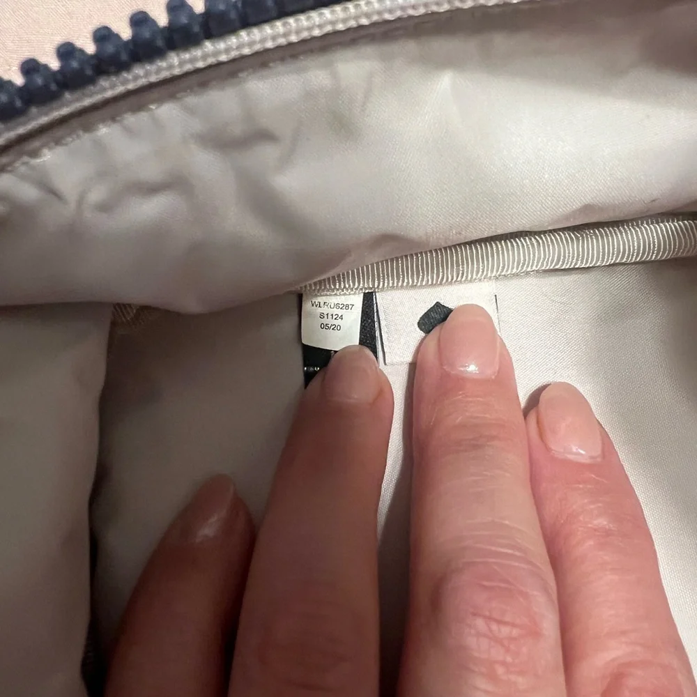 Kate Spade Floral Print Travel Bag - Picture 8 of 9